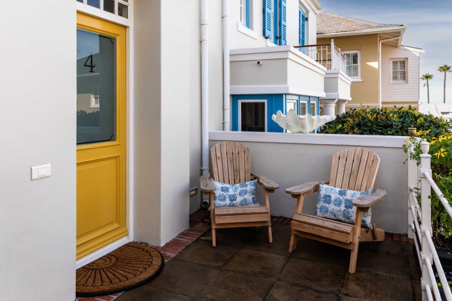 To Let 2 Bedroom Property for Rent in Kalk Bay Western Cape